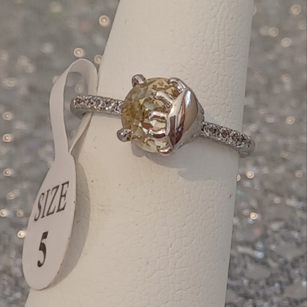 Swarovski Yellow Crystal Sun Ring w/ CZ Covered Band - NWT sz 5